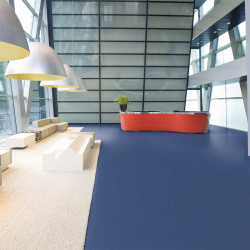 sol PVC tarkett bleu