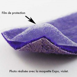 moquette expo violette avec film de protection